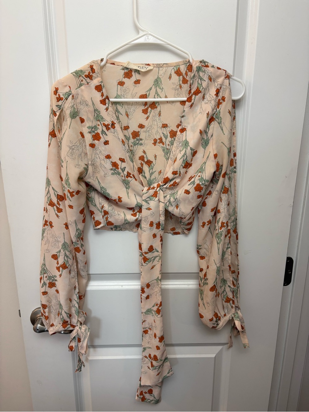 audrey floral tie front crop with slit sleeves